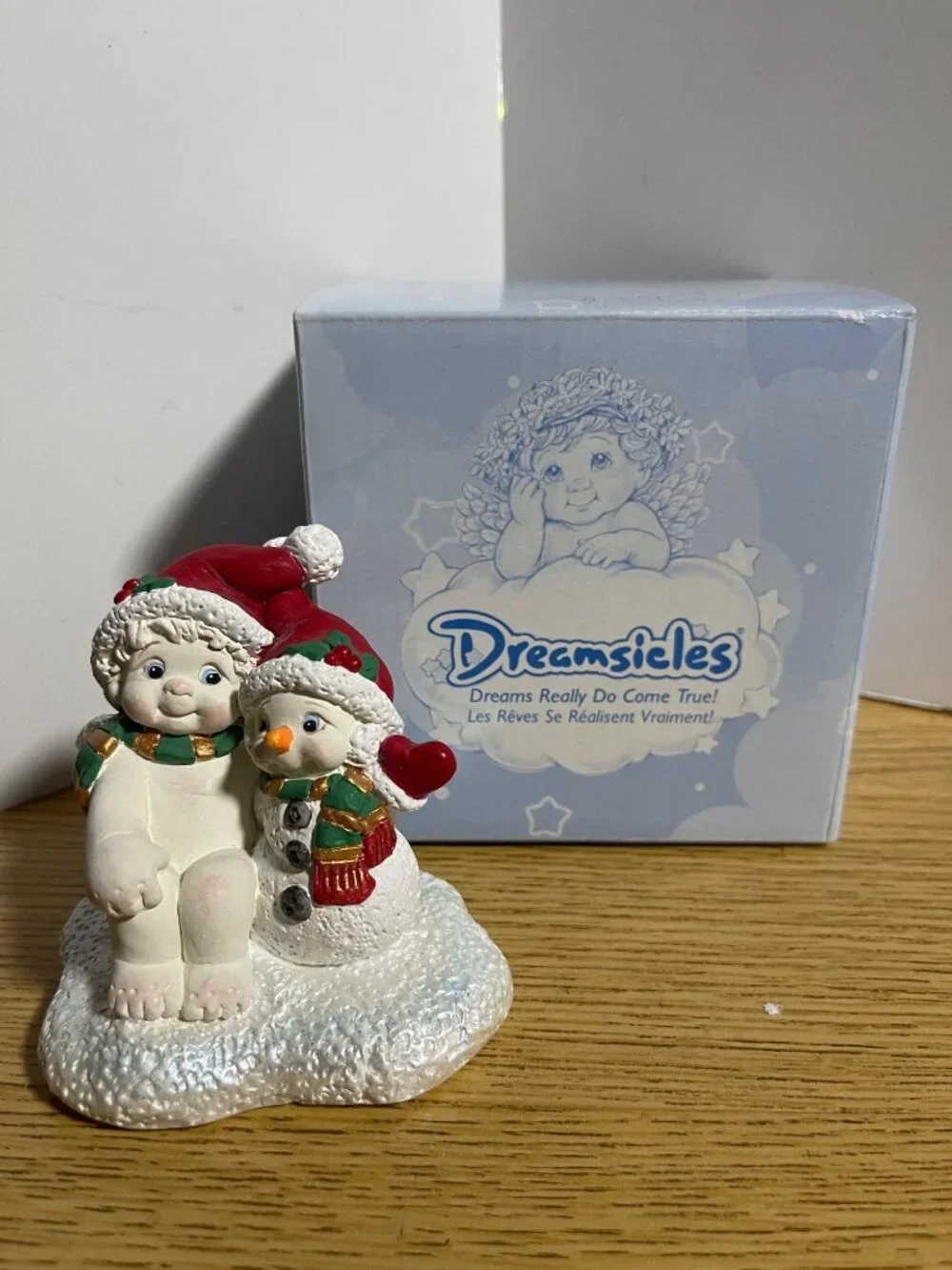 Snow Glad We're Friends Dreamsicles Figurine Vintage 2004
